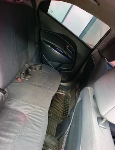 Venda KIA RIO LIMPO MATRÍCULA SÉRIE F