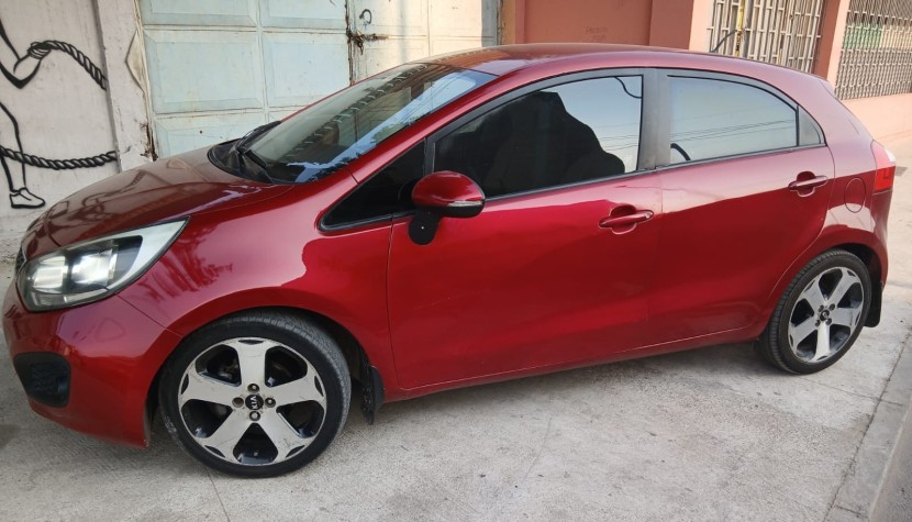 Venda KIA RIO MATRÍCULA SÉRIE F
