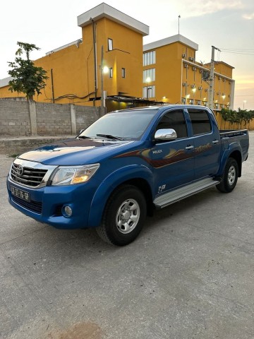 Venda TOYOTA HILUX