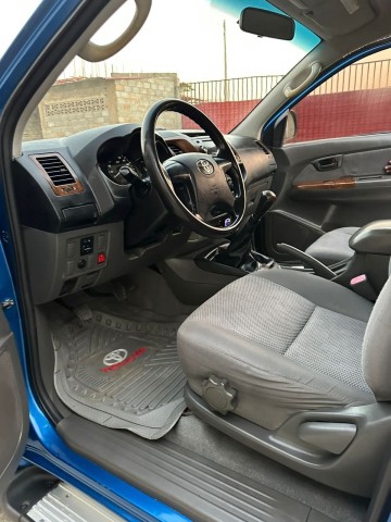 Venda TOYOTA HILUX