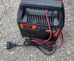 Anúncio Arrancador de Carro Portátil com Compressor de Ar