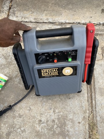 Venda Arrancador de Carro Portátil com Compressor de Ar
