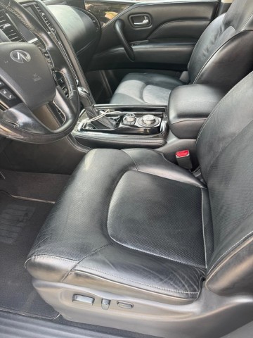 Venda NFINITI QX80 V8