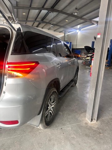 Venda TOYOTA FORTUNER