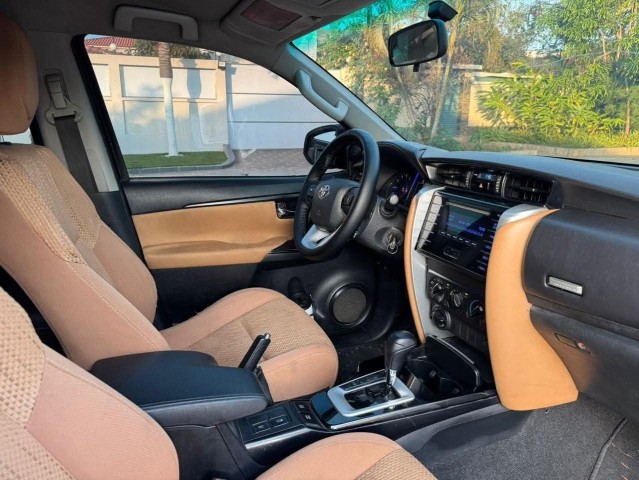 Venda TOYOTA FORTUNER