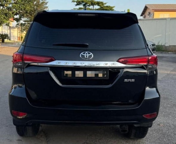Venda TOYOTA FORTUNER