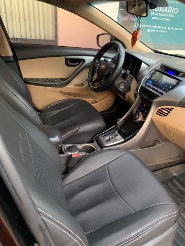 Venda HYUNDAI ELANTRA MATRICULA SÉRIE F