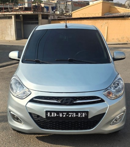 Venda HYUNDAI i10 1.2