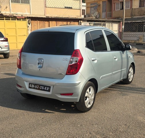 Venda HYUNDAI i10 1.2