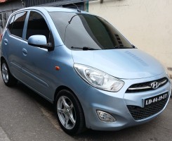 A venda HYUNDAI i10 1.1