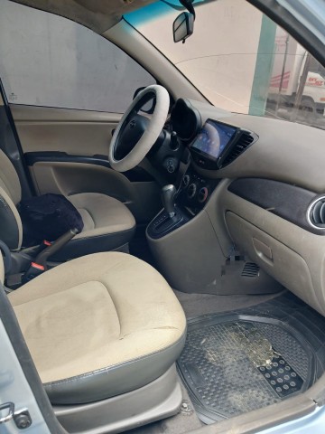 Venda HYUNDAI i10 1.1