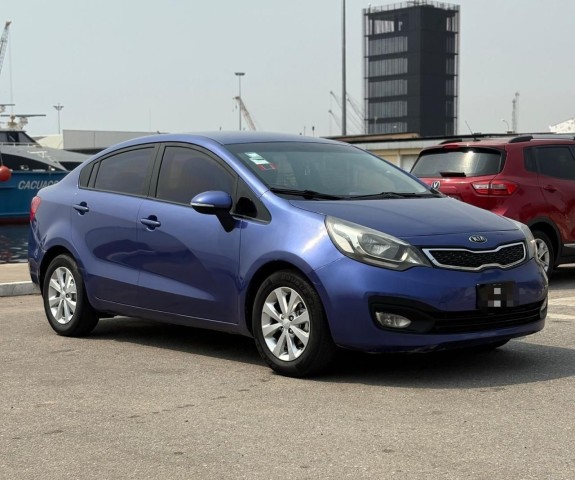 Venda KIA RIO D MALA