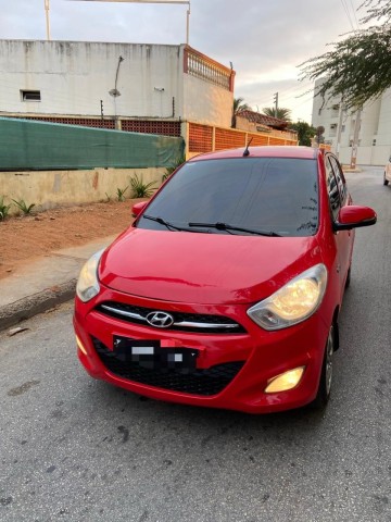 Venda HYUNDAI i10 1.0