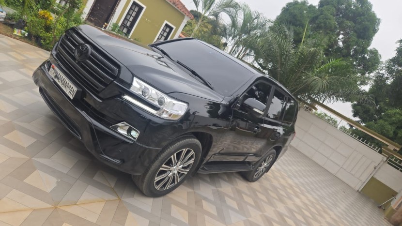 Venda TOYOTA LAND CRUISER | VXR | ANO 2018