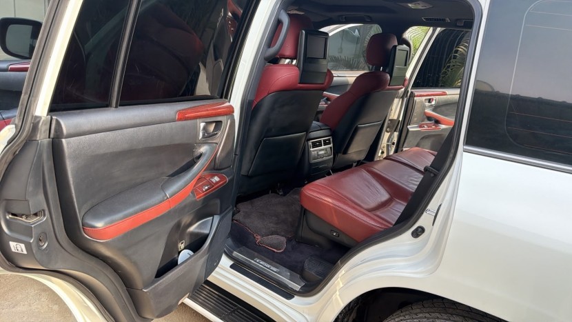 Venda LEXUS LX570
