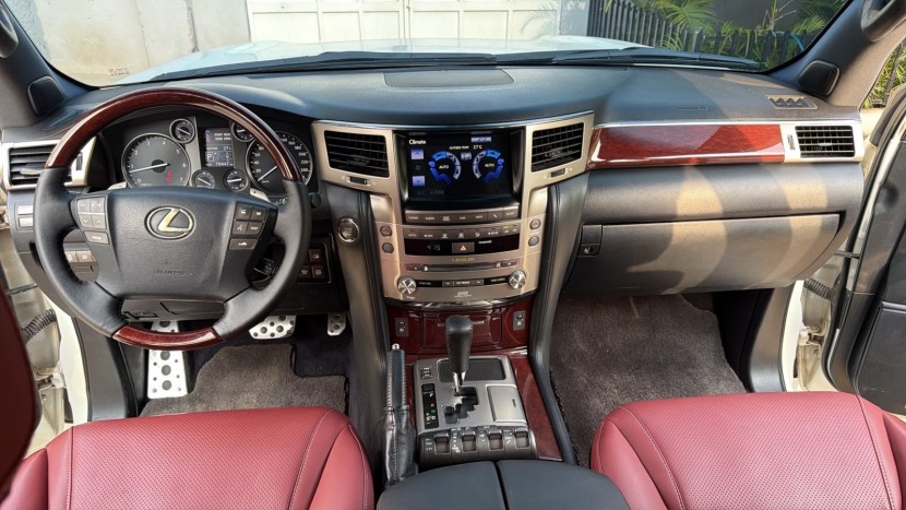 Venda LEXUS LX570