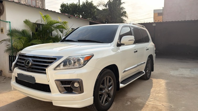 Venda LEXUS LX570