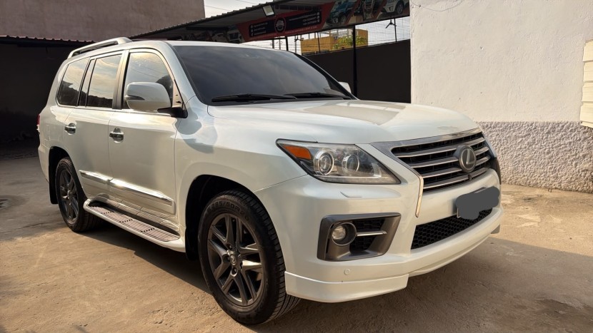 Venda LEXUS LX570
