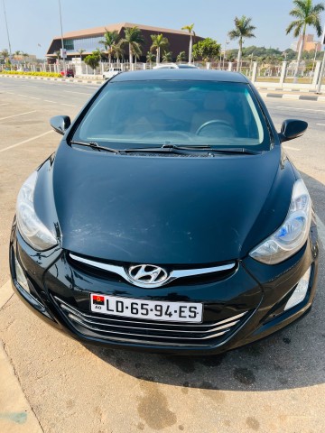 Venda HYUNDAI ELANTRA