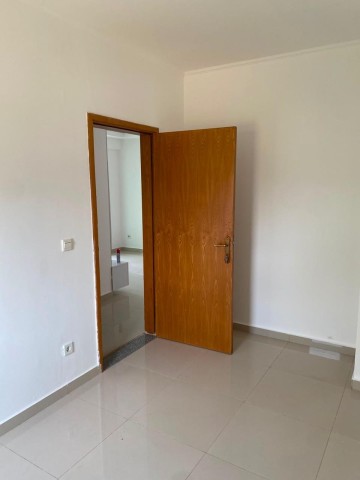 Venda T2 condomínio América Plaza