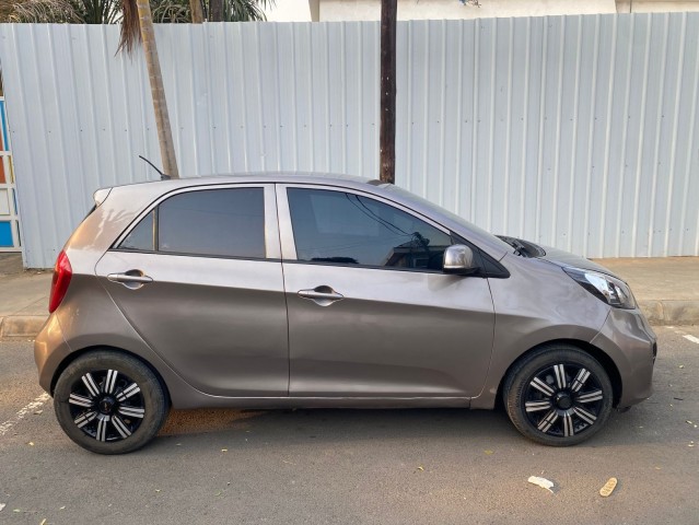 Venda KIA PICANTO 1.2 MATRICULA SÉRIE F