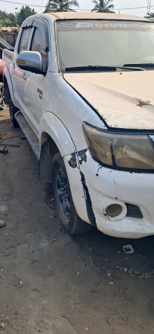 Venda AMARRO TOYOTA HILUX 5L MATRICULA DA