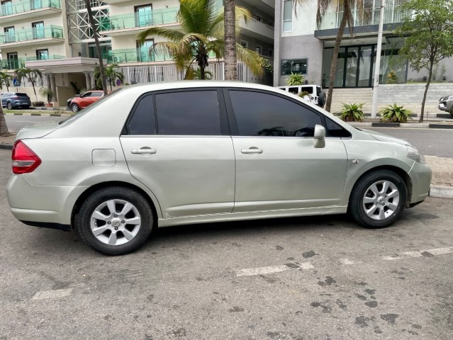 Venda NISSAN TIIDA