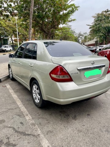Venda NISSAN TIIDA