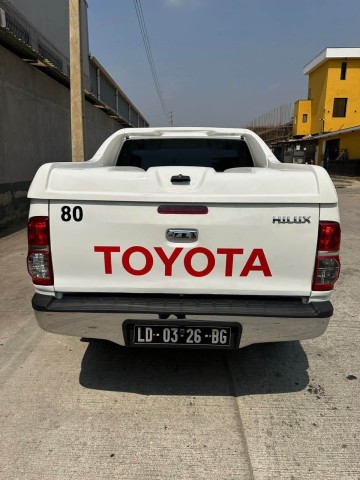 Venda TOYOTA HILUX