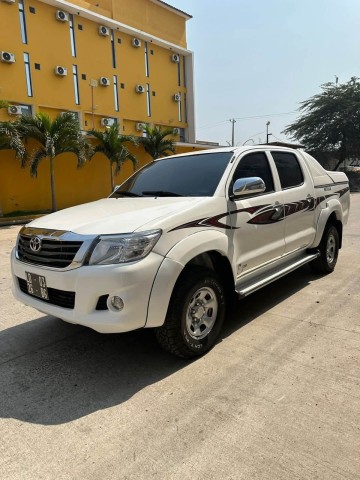Venda TOYOTA HILUX