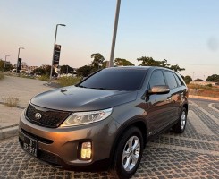 A venda KIA SORENTO | IMPORAFRICA