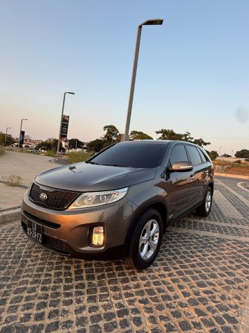 Venda KIA SORENTO | IMPORAFRICA