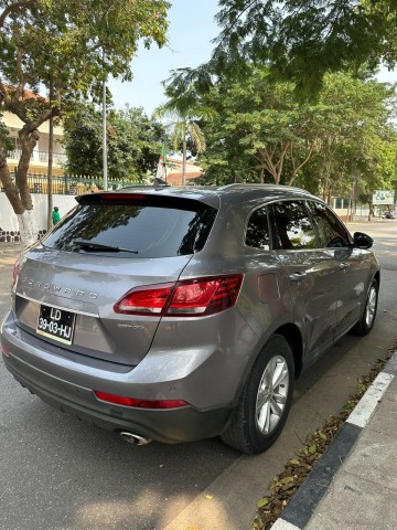 Venda BORGWARD BX7