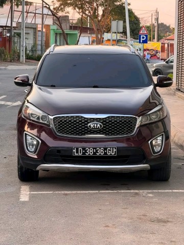 Venda KIA SORENTO NOVO MODELO MATRÍCULA SÉRIE G