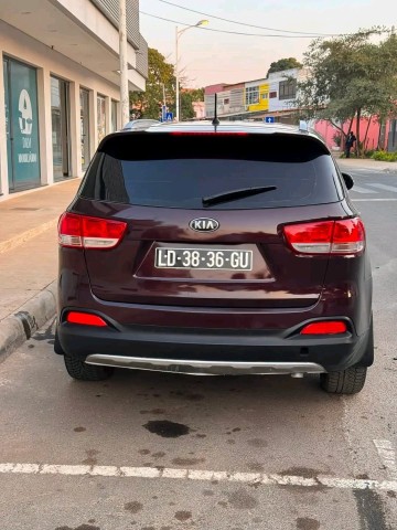 Venda KIA SORENTO NOVO MODELO MATRÍCULA SÉRIE G