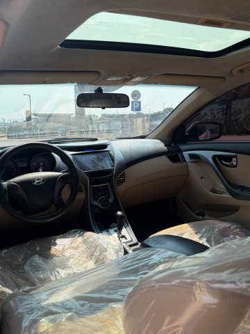 Venda HYUNDAI ELANTRA