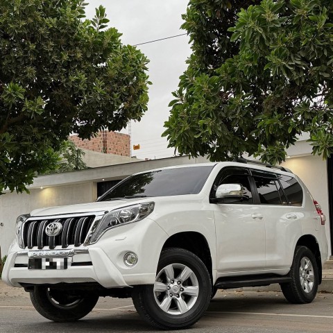 Venda TOYOTA LAND CRUISER | PRADO TXL
