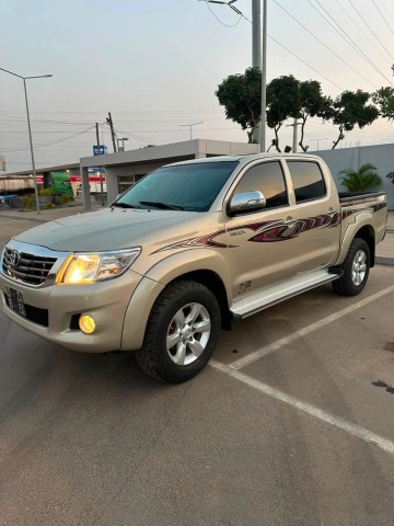 Venda TOYOTA HILUX