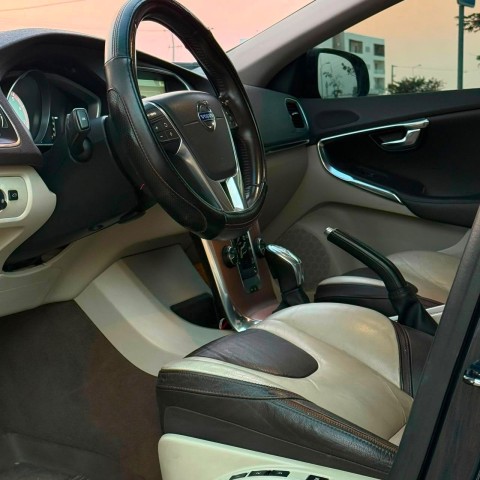 Venda VOLVO V40 | T5 AWD