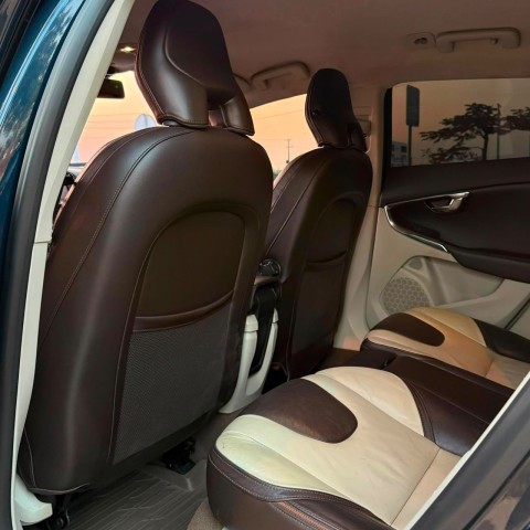 Venda VOLVO V40 | T5 AWD