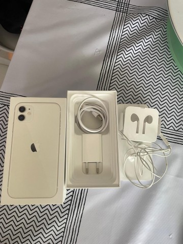 Venda IPhone 11 de 128GB