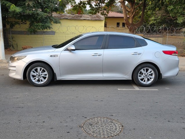 Venda KIA K5 MATRÍCULA SÉRIE