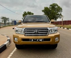 A venda TOYOTA LAND CRUISER | VX