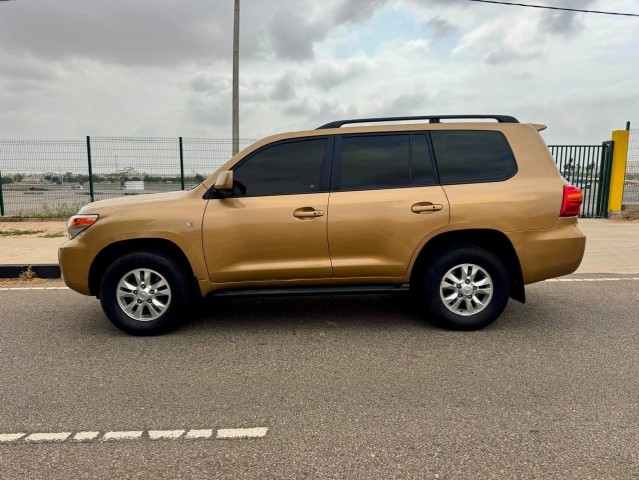 Venda TOYOTA LAND CRUISER | VX
