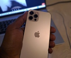 A venda IPhone 12 Pro 128GB | Bateria 100% | Face ID ON | Tudo Funci...