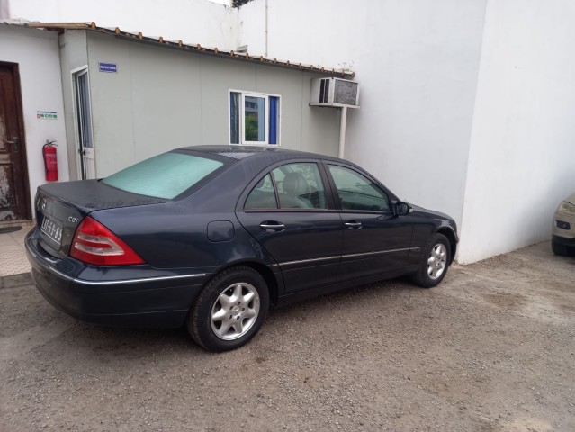Venda Mercedes-Benz C220 CDI