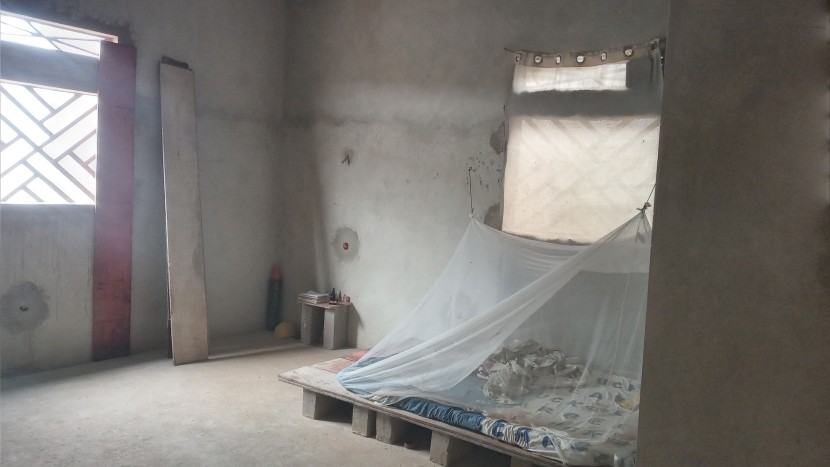 Venda Terreno com um Quarto e sala com Suíte.