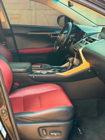 Venda LEXUS NX200t