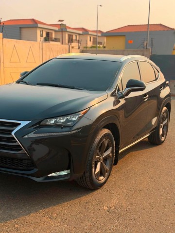 Venda LEXUS NX200t