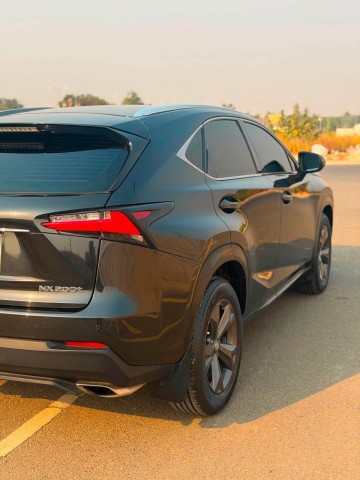 Venda LEXUS NX200t